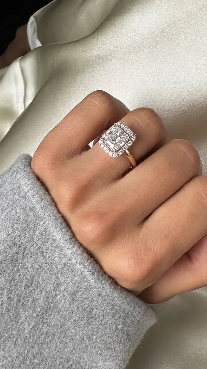 Customer photo from Anonymous: 4 CT ALESSIA Halo