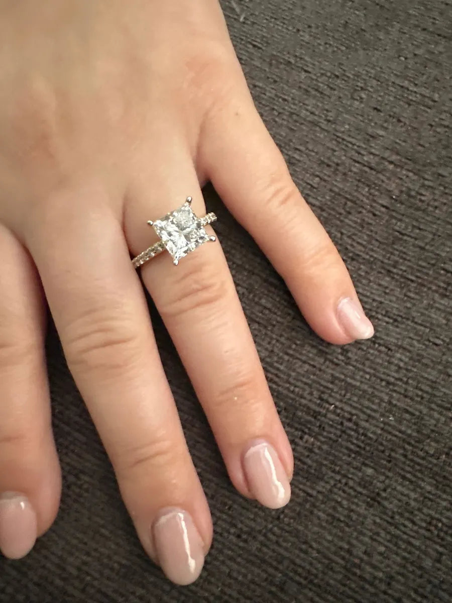 Customer photo from Kbrooks: 4.03 Carats G VS1 ROUND Lab Grown Diamond